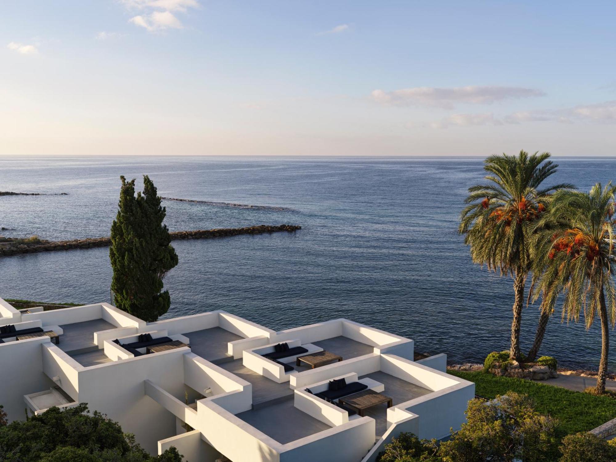 Almyra Hotel Paphos Szoba fotó View of the Mediterranean from the hotel